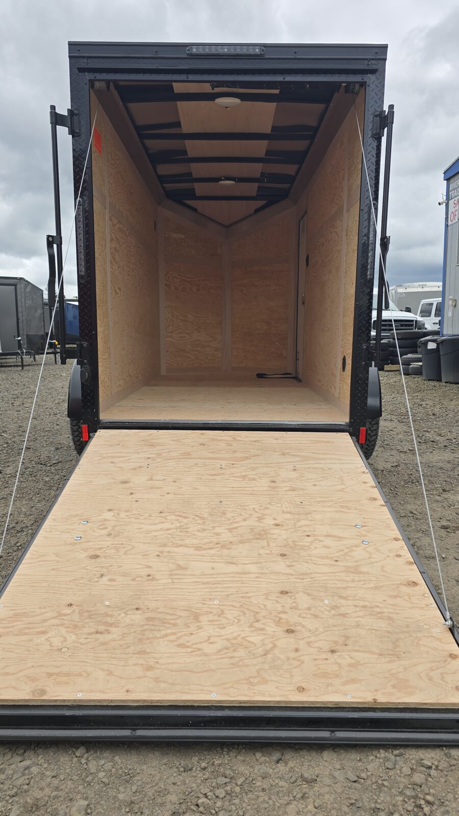 2025 Cargo Mate 5x10 E-Series Cargo Tailer 12" Extra Height Apex Tires Pure Black - Image 4