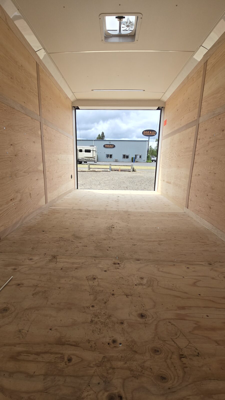 2025 Cargo Mate 7X14 Enclosed Cargo Trailer 54" Tongue Extra Height Screwless Exterior Insulated 1-piece roof - Image 4