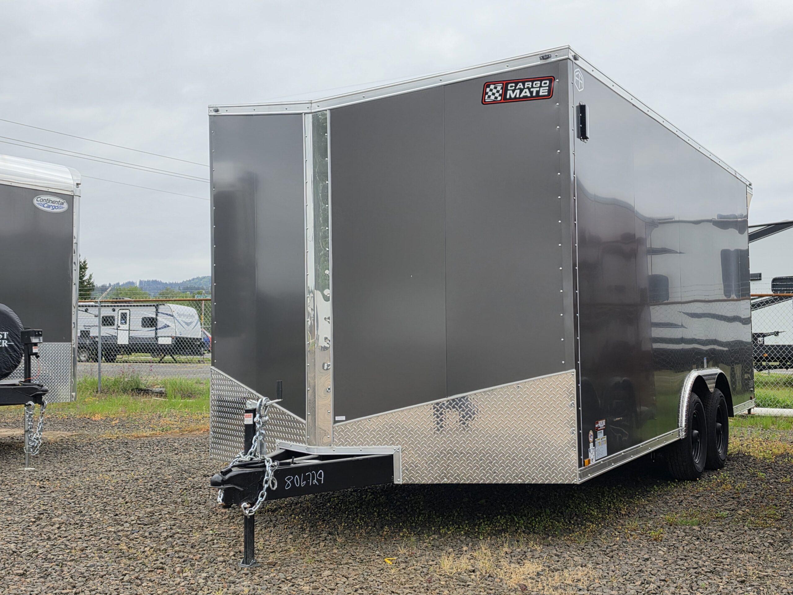 2026 E-Series by Cargo Mate 8.5x18 9800GVW Extra Height Enclosed Car Hauler Cargo - Image 3