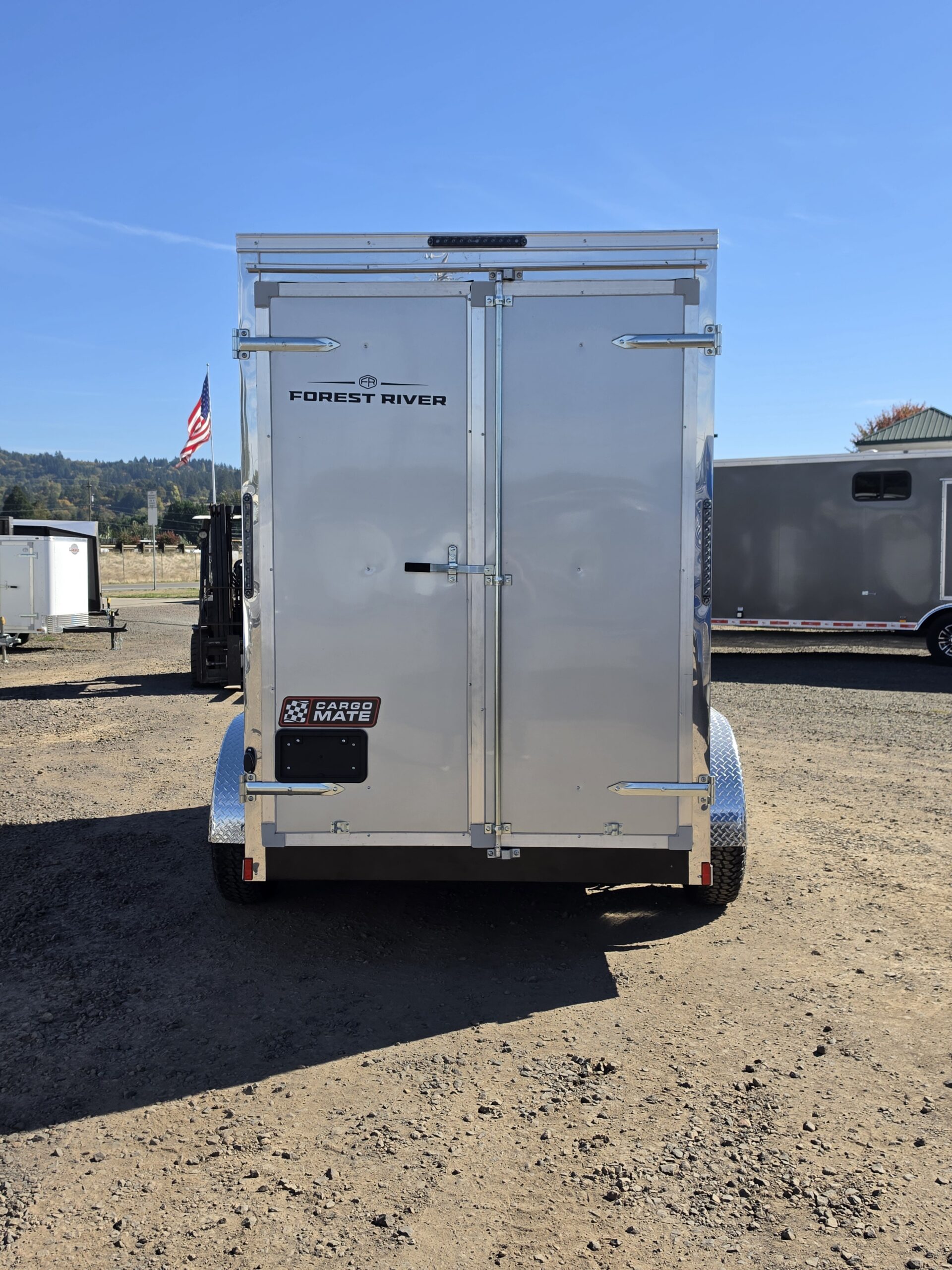 2027 Cargo Mate Enclosed Cargo Trailer 6x12 9800GVW Heavy-Duty 7800lbs Payload 1-Piece Roof - Image 5